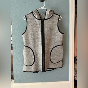 Reversible lululemon women’s hooded vest size 10